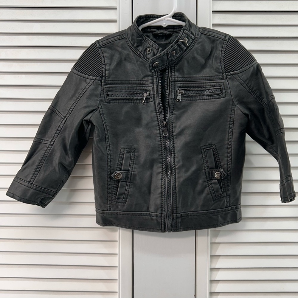 Urban Republic size 3T Kids dark grey faux leather moto jacket